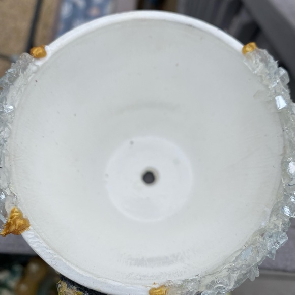 Handmade Flower Pot 👁️ 🌺 💎 HOST PICK 💎🤍one of a kind ✨✨✨ - Picture 7 of 8